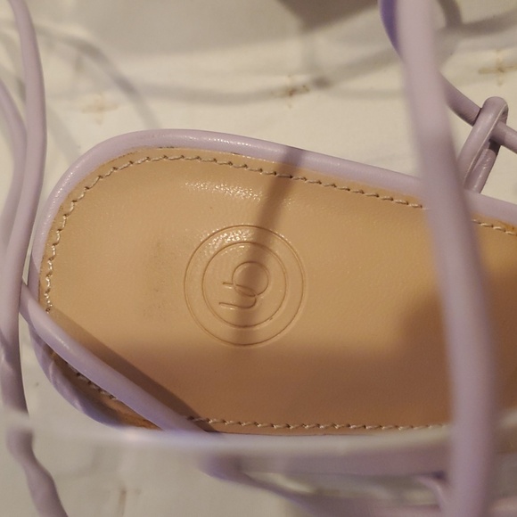 UO Sloan Square-Toe Strappy Heel (5) - Picture 4 of 9